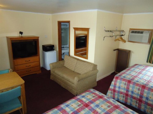 Tower Motel - image 10