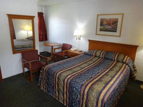 Tower Motel - image 4