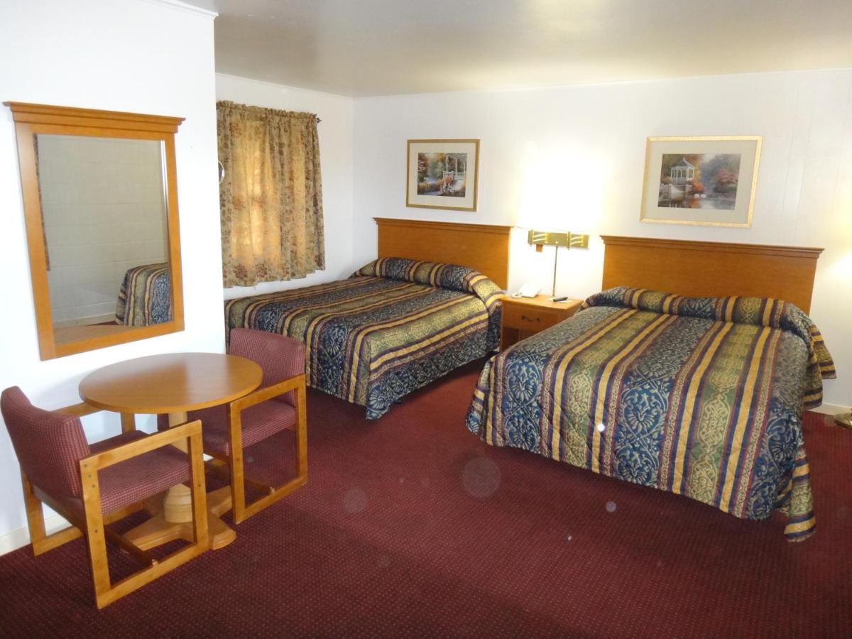 Tower Motel - image 5