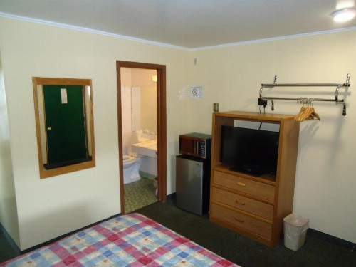 Tower Motel - image 7