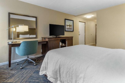 Hampton Inn Green Bay Downtown - image 24