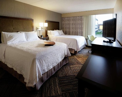 Hampton Inn Green Bay Downtown - image 28