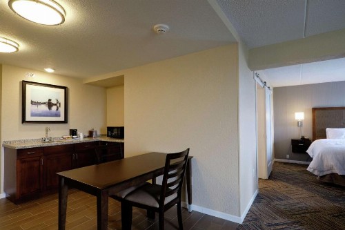 Hampton Inn Green Bay Downtown - image 46