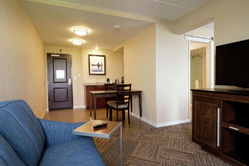 Hampton Inn Green Bay Downtown - image 48
