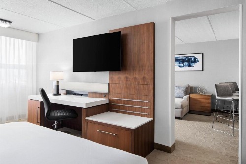 Delta Hotels by Marriott Green Bay - image 17