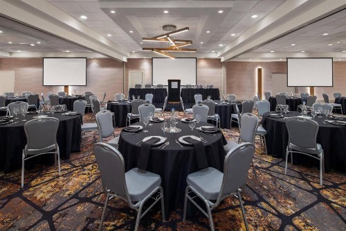 Delta Hotels by Marriott Green Bay - image 18