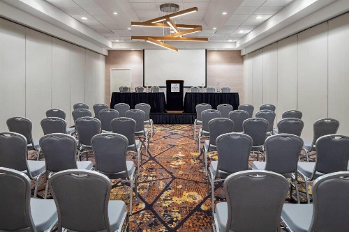 Delta Hotels by Marriott Green Bay - image 19