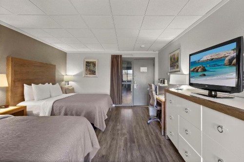 Quality Inn & Suites Green Bay - image 15