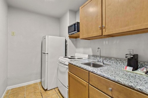 Quality Inn & Suites Green Bay - image 30