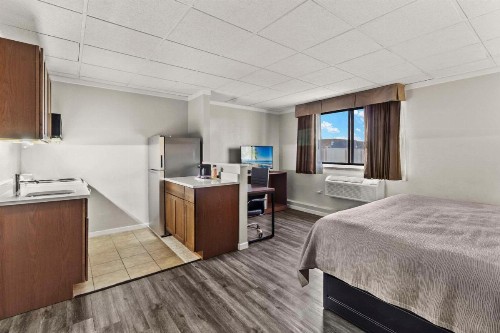Quality Inn & Suites Green Bay - image 39