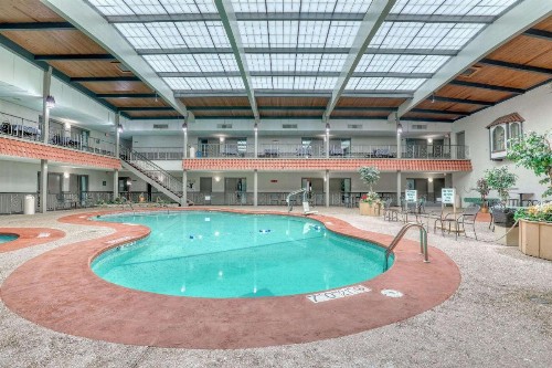 Quality Inn & Suites Green Bay - image 46