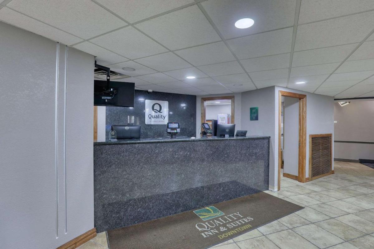 Quality Inn & Suites Green Bay - image 6
