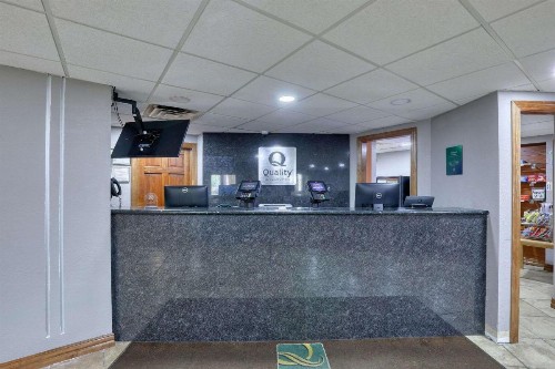 Quality Inn & Suites Green Bay - image 7