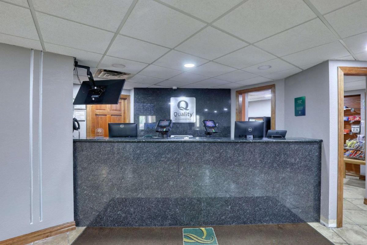 Quality Inn & Suites Green Bay - image 7