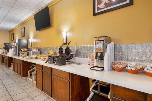 Best Western Green Bay Inn and Conference Center - image 30