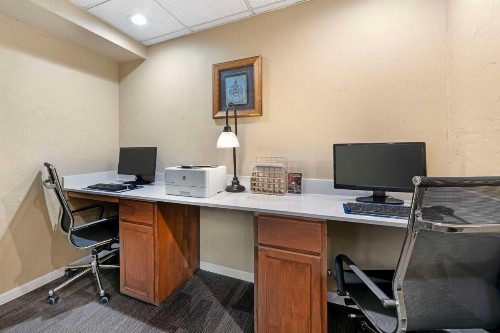 Best Western Green Bay Inn and Conference Center - image 38