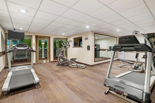 Best Western Green Bay Inn and Conference Center - image 5