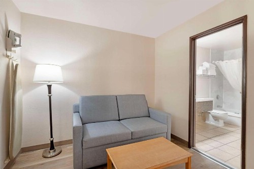 Best Western Green Bay Inn and Conference Center - image 7