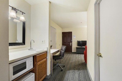 Country Inn & Suites by Radisson Green Bay WI - image 18