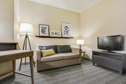 Country Inn & Suites by Radisson Green Bay WI - image 22