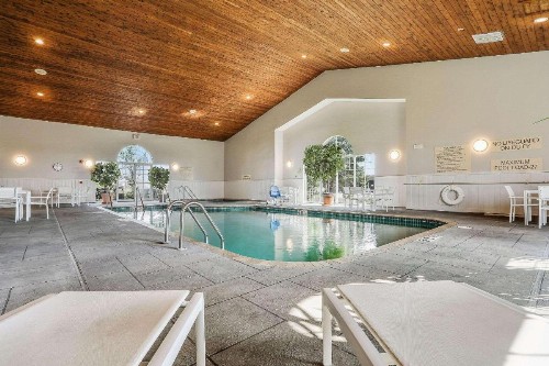 Country Inn & Suites by Radisson Green Bay WI - image 30