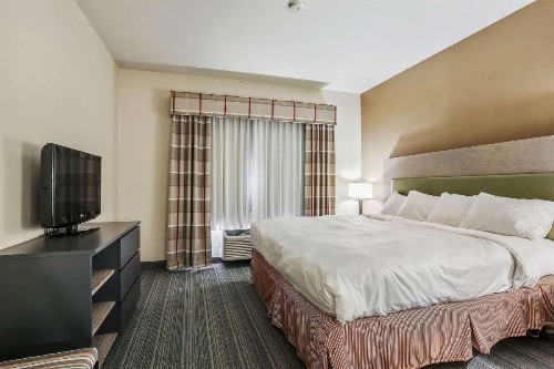 Country Inn & Suites by Radisson Green Bay WI - image 36