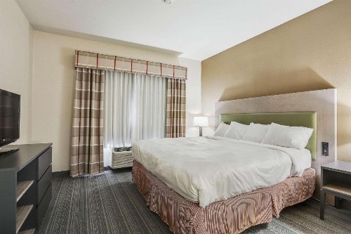 Country Inn & Suites by Radisson Green Bay WI - image 42