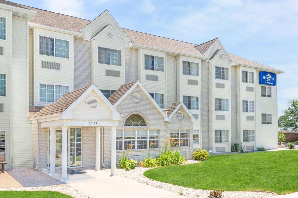 Microtel Inn & Suites by Wyndham Green Bay - main image