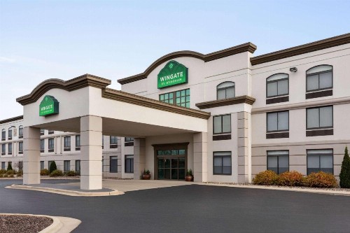 Wingate by Wyndham Green Bay