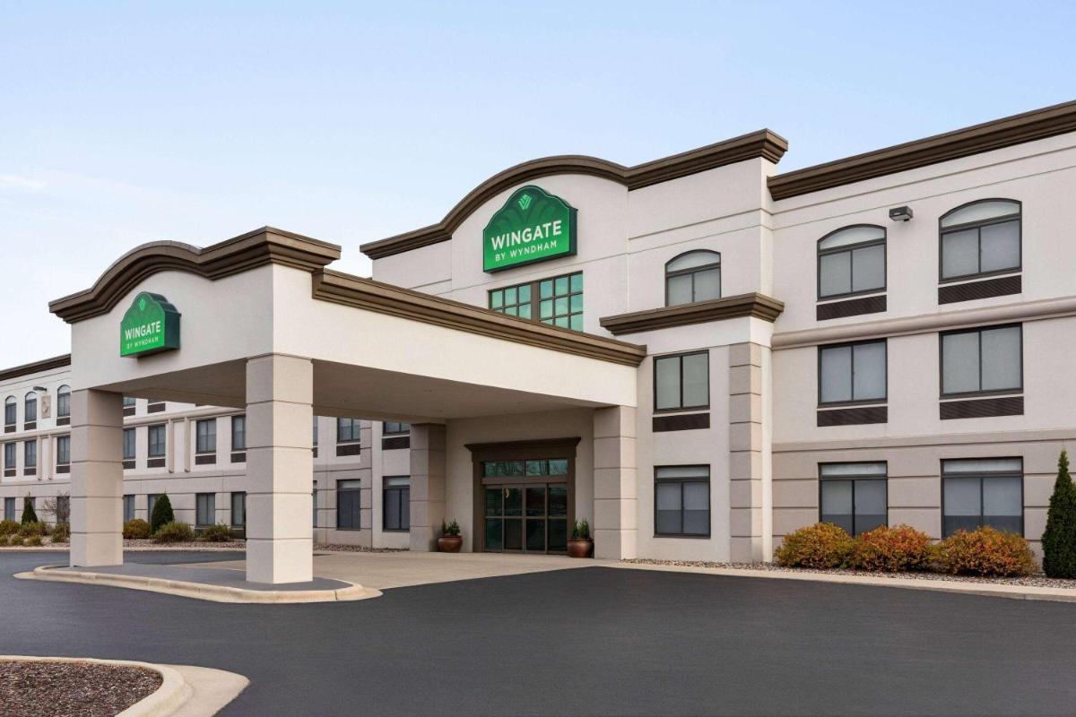 Wingate by Wyndham Green Bay - main image