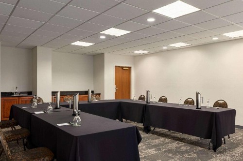 Wingate by Wyndham Green Bay - image 32