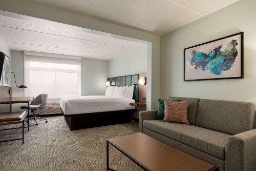 Wingate by Wyndham Green Bay - image 7