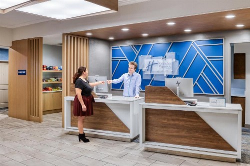 Holiday Inn Express & Suites - Green Bay East an IHG Hotel - image 41