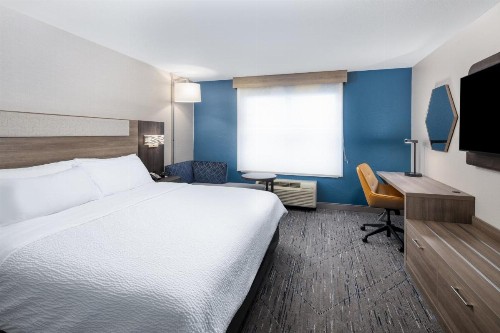 Holiday Inn Express & Suites - Green Bay East an IHG Hotel - image 45