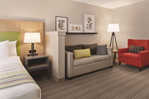 Country Inn & Suites by Radisson Green Bay East WI - image 10