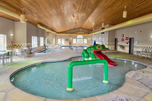 Country Inn & Suites by Radisson Green Bay East WI - image 5