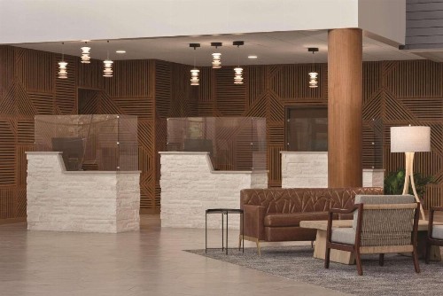 Radisson Hotel & Conference Center Green Bay - image 10