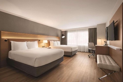 Radisson Hotel & Conference Center Green Bay - image 12