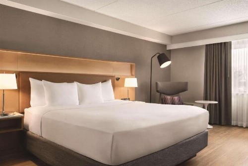 Radisson Hotel & Conference Center Green Bay - image 19