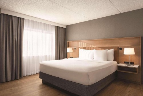 Radisson Hotel & Conference Center Green Bay - image 25