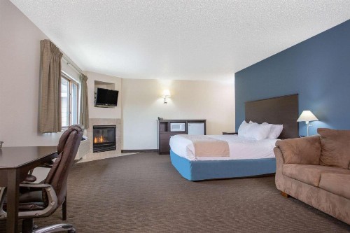 AmericInn by Wyndham Green Bay West - image 18