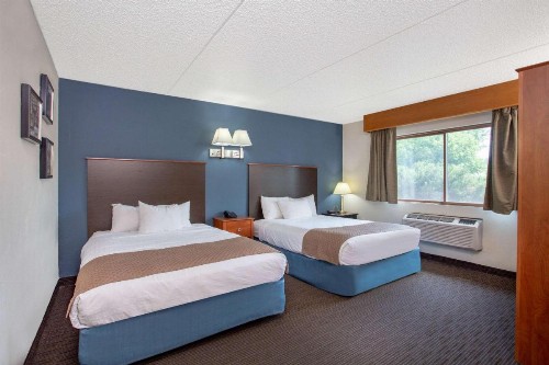 AmericInn by Wyndham Green Bay West - image 35