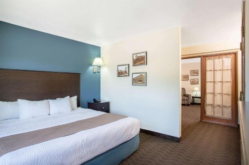 AmericInn by Wyndham Green Bay West - image 41