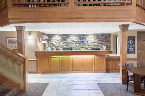 AmericInn by Wyndham Green Bay West - image 9
