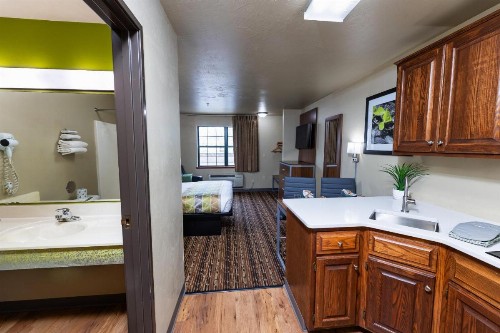 Extended Stay Airport - image 21