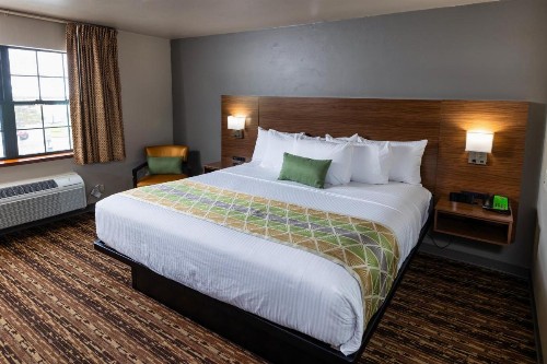 Extended Stay Airport - image 26