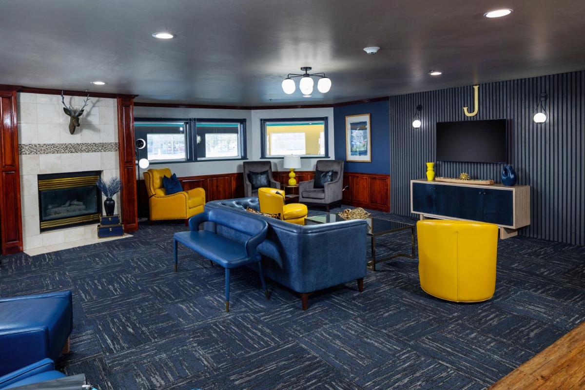 Hotel J Green Bay - main image