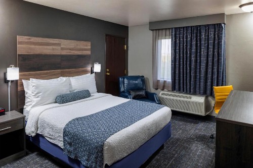 Hotel J Green Bay - image 17
