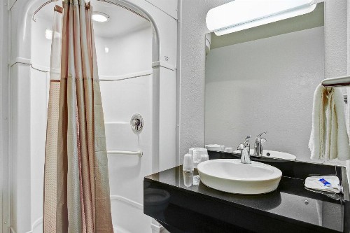 Motel 6-Green Bay WI - image 13
