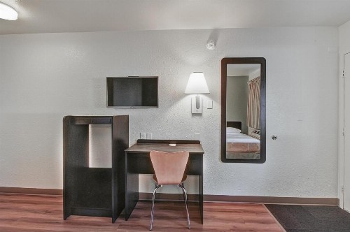 Motel 6-Green Bay WI - image 38